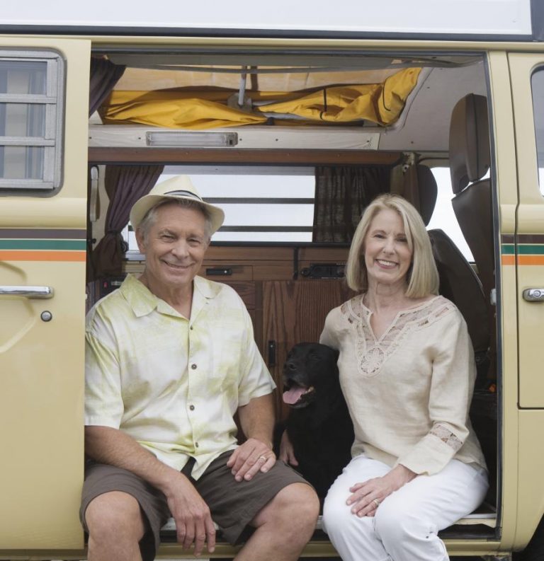 How to travel in an RV with pets: an in-depth guide