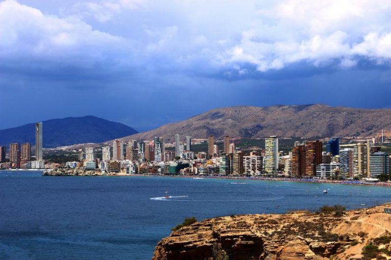 Spend your fall, winter, or spring in Benidorm, Spain: Is Benidorm a good snowbird location?