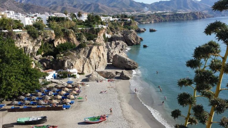 Spend your fall, winter, or spring in Nerja, Spain: Is Nerja a good snowbird location?