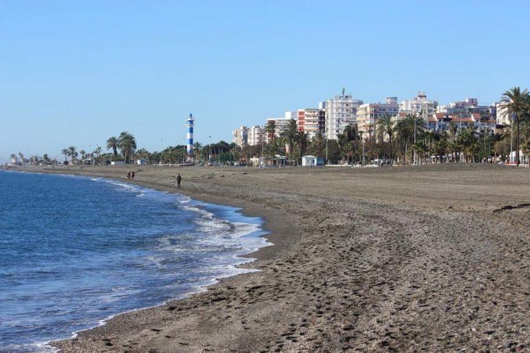 Spend your fall, winter, or spring in Torre del Mar, Spain: Is Torre del Mar a good snowbird location?