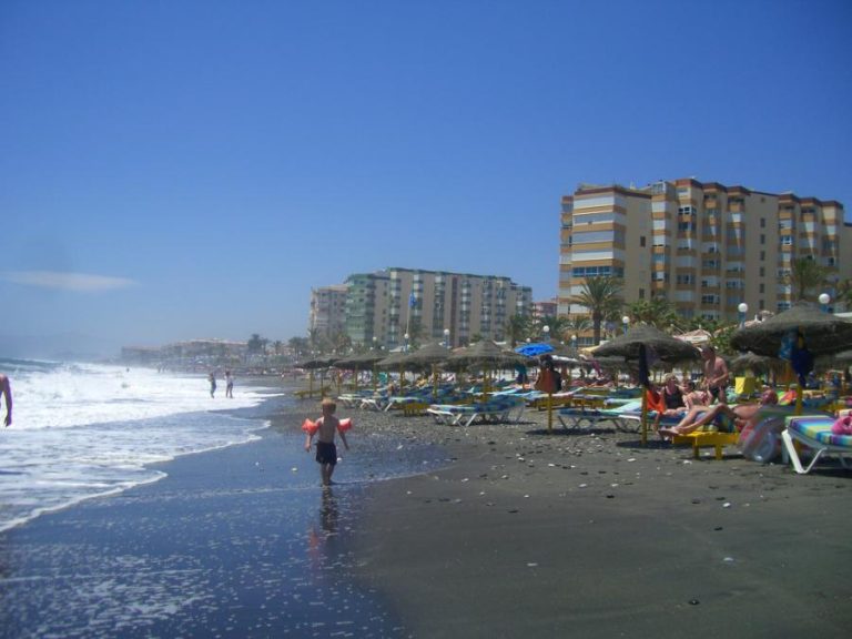 Spend your fall, winter, or spring in Torrox, Spain: Is Torrox a good snowbird location?