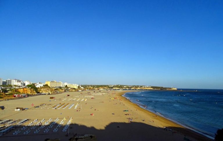 Spend your fall, winter, or spring in Portimao, Portugal: Is Portimao a good snowbird location?