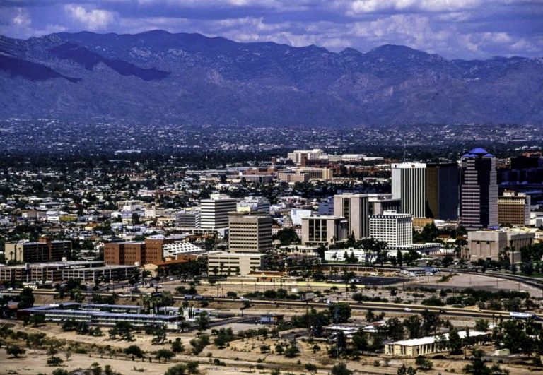 Spend your fall, winter, or spring in Tucson, Arizona: Is Tucson a good snowbird location?