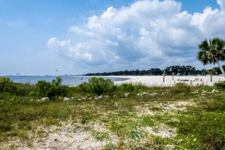 Spend your fall, winter, or spring in Gulfport, Mississippi: Is Gulfport a good snowbird location?