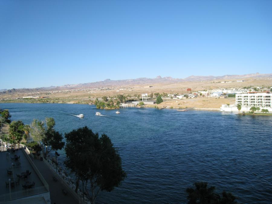 Spend-your-winter-in-Laughlin-Nevada-Is-Laughlin-a-good-snowbird-location-1