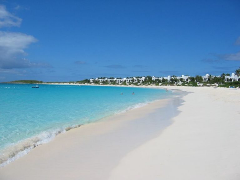 Spend your fall, winter, or spring in Anguilla: is Anguilla a good snowbird location?