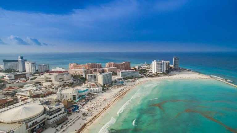 Spend your fall, winter, or spring in Cancún, Mexico: is Cancún a good snowbird location?