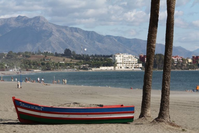 Spend your fall, winter, or spring in Estepona, Spain: Is Estepona a good snowbird location?