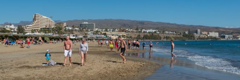 Spend Your Fall, Winter, or Spring in Playa del Inglés, Gran Canaria: Is Playa del Ingles A Good Snowbird Location?
