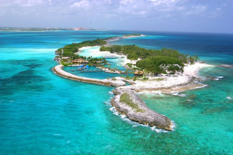 Spend your fall, winter, or spring in the Bahamas: Is the Bahamas a good snowbird location?