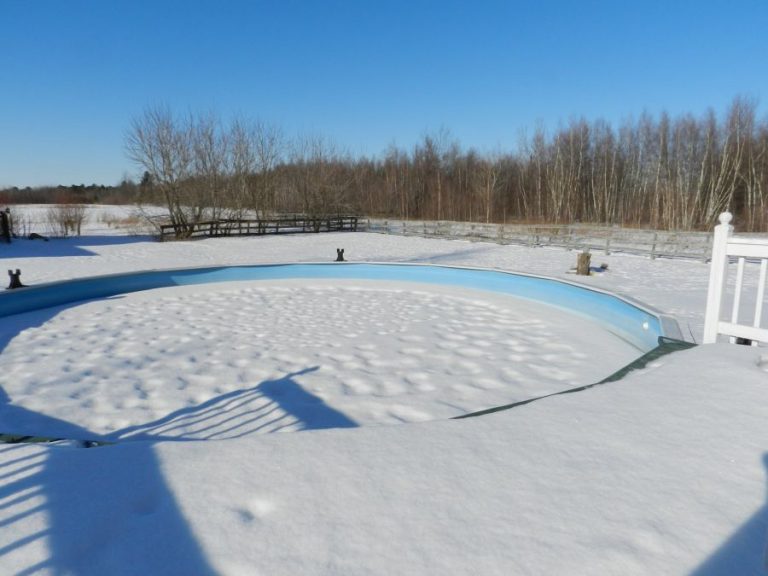 Prepare your pool for the winter