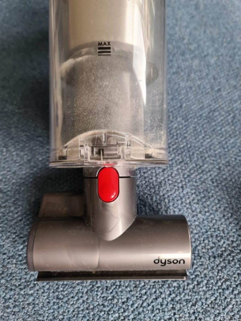 Dyson V11 Torque Drive Extra - Best Vacuum For Snowbirds 10