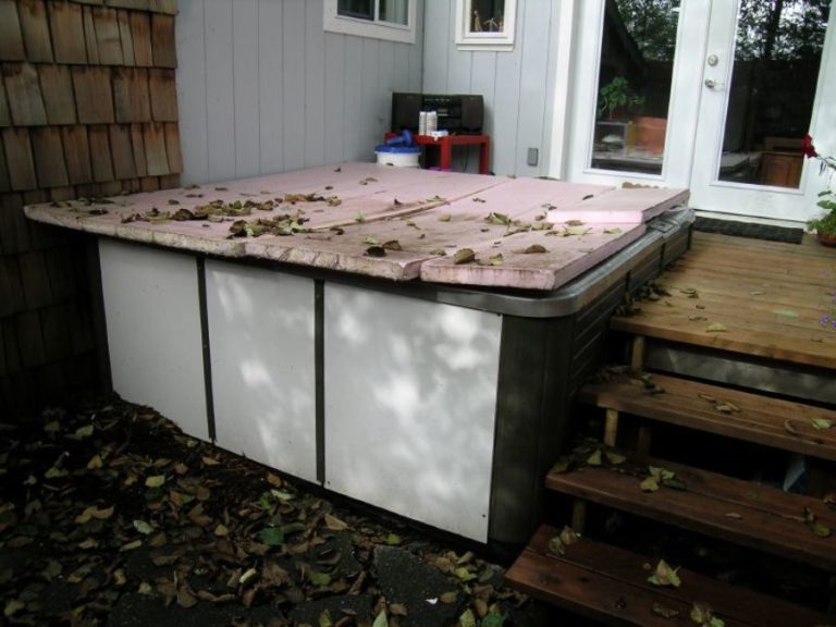 Can I repair my hot tub cover? Tips from professionals